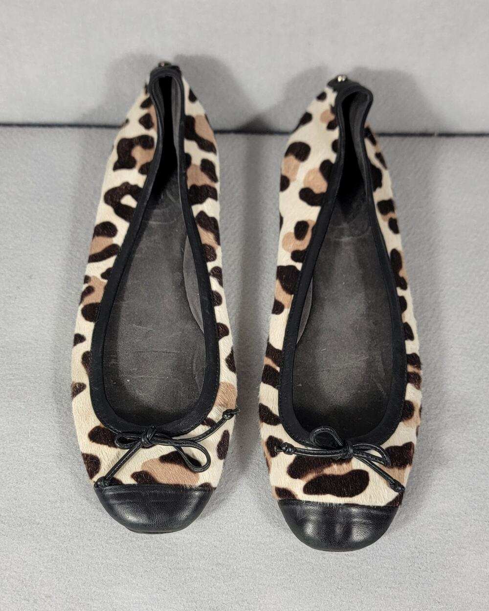 Stuart Weitzman Leopard Calf Hair Ballet Flats Leather Cap Toe Bow 10M